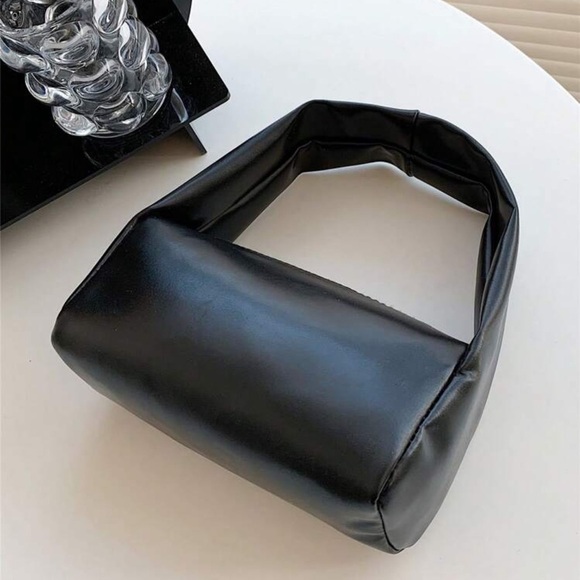 black rectangular shoulder bag with top handle | NWT | faux black leather - Picture 2 of 3